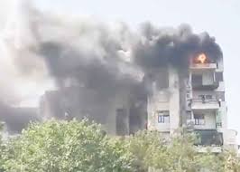 Read more about the article ਦਿੱਲੀ ਦੇ ਦਵਾਰਕਾ ਸੈਕਟਰ ‘ਚ ਇੱਕ ਘਰ ਵਿੱਚ ਲੱਗੀ ਭਿਆਨਕ ਅੱਗ