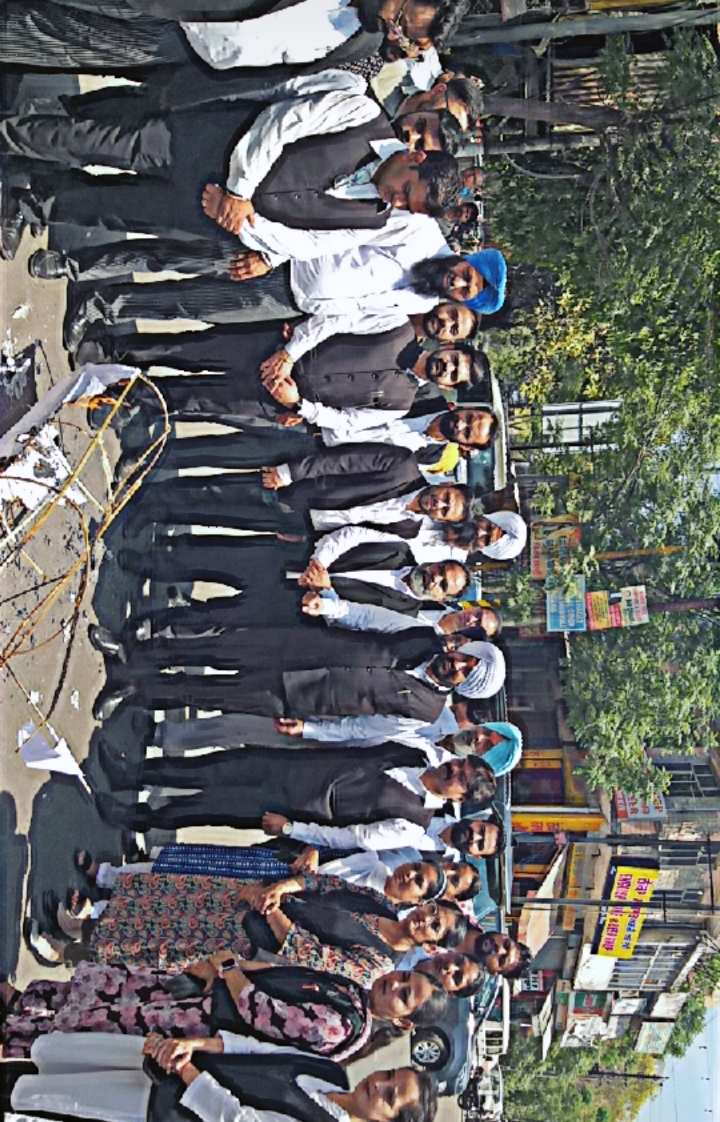 Read more about the article ਲੈਂਡ ਪੂਲਿੰਗ ਨੀਤੀ ਵਿਰੁੱਧ ਹਰ ਤਰ੍ਹਾਂ ਦੀ ਕਾਨੂੰਨੀ ਲੜਾਈ ਲੜਾਂਗੇ