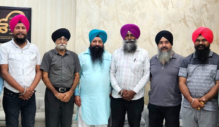 Read more about the article ਸਿੱਖ ਕੌਮ ਨੂੰ ਕਕਾਰਾਂ ਤੋਂ ਰਹਿਤ ਕਰਨ ਦੀ ਸਾਜ਼ਿਸ਼ ਰਚੀ ਜਾ ਰਹੀ ਹੈ- ਸਿੱਖ ਤਾਲਮੇਲ ਕਮੇਟੀ