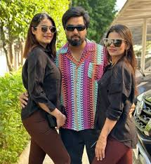 Read more about the article ਯੂਟਿਊਬਰ ਅਰਮਾਨ ਮਲਿਕ ਅਤੇ ਉਸ ਦੀਆਂ ਦੋਵੇਂ ਪਤਨੀਆਂ ‘ਤੇ FIR ਦਰਜ