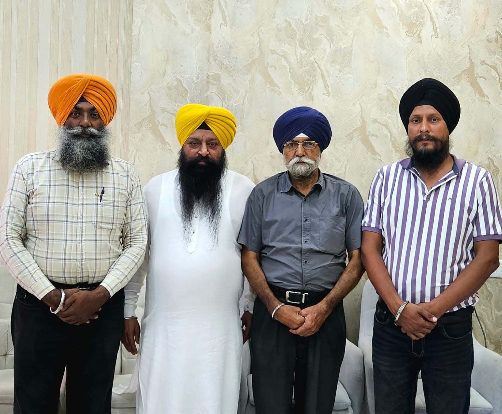 You are currently viewing ਸ਼ਹੀਦੀ ਸਮਾਗਮ ਵਿਵਾਦ  ਵਿਚ ਗਾਇਕ ਬੀਰ ਸਿੰਘ ਦੇ ਨਾਲ ਭਾਸ਼ਾ ਵਿਭਾਗ ਵੀ ਬਰਾਬਰ ਦਾ ਦੋਸ਼ੀ- ਸਿੱਖ ਤਾਲਮੇਲ ਕਮੇਟੀ