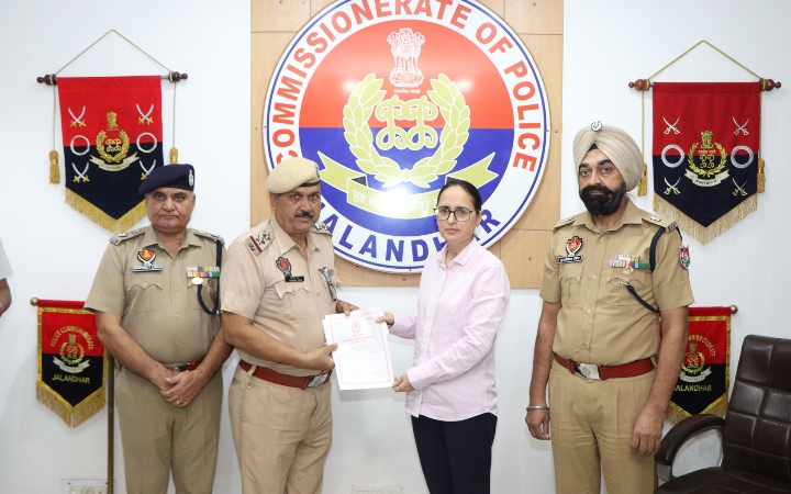 Read more about the article ਸਰਟੀਫਿਕੇਟ ਅਤੇ ਕੁੱਲ 1.46 ਲੱਖ ਨਕਦ ਇਨਾਮ ਨਾਲ ਸਨਮਾਨਿਤ ਕੀਤਾ ਗਿਆ