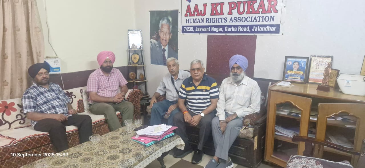 You are currently viewing ਆਜ ਕੀ ਪੁਕਾਰ ਐਨਜੀਓ ਨੇ ਡੇਅਰੀ ਡਿਵੈਲਪਮੈਂਟ ਪੰਜਾਬ ਦੇ ਡਾਇਰੈਕਟਰ ਨਾਲ ਕੀਤੀ ਮੁਲਾਕਾਤ