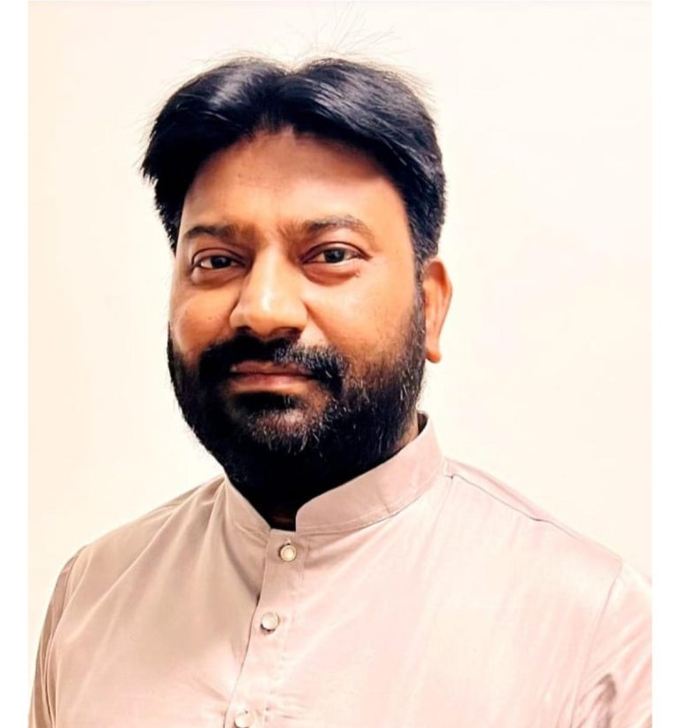 Read more about the article ਹੜ੍ਹ ਪੀੜਤ ਪਰਿਵਾਰਾਂ ਨੂੰ ਰਾਹਤ ਪਹੁੰਚਾਉਣ ਤੇ ਸੂਬੇ ’ਚ ਆਮ ਵਰਗੇ ਹਾਲਾਤ ਬਹਾਲ ਕਰਨ ਲਈ ਦਿਨ-ਰਾਤ ਜੁਟੀ ਪੰਜਾਬ ਸਰਕਾਰ : ਅੰਮ੍ਰਿਤਪਾਲ ਸਿੰਘ