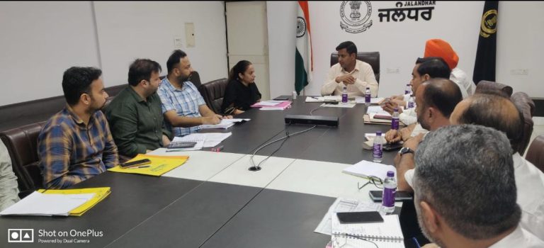 Read more about the article ਕਿਸਾਨਾਂ ਨੂੰ ਮੰਡੀਆਂ ’ਚ ਝੋਨਾ ਪੂਰੀ ਤਰ੍ਹਾਂ ਸੁਕਾ ਕੇ ਲੈ ਕੇ ਆਉਣ ਦੀ ਕੀਤੀ ਅਪੀਲ