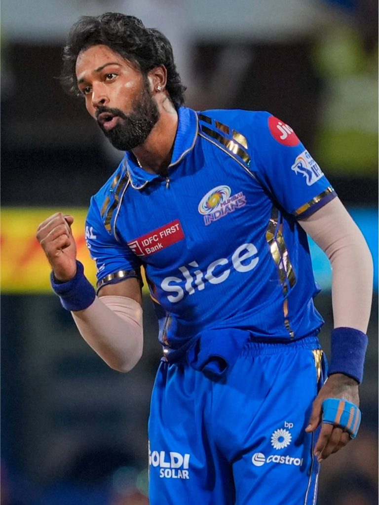 Read more about the article जितनी पाकिस्तानी खिलाड़ियों की सैलरी नहीं, पंड्या की घड़ी की कीमत