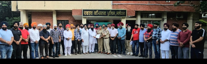 Read more about the article ਡੀਸੀਪੀ ਨਰੇਸ਼ ਡੋਗਰਾ ਵੱਲੋਂ ਸ਼ਰਾਰਤੀ ਅਨਸਰਾਂ ਤੇ ਕਾਰਵਾਈ ਕਰਨ ਦਾ ਦਿੱਤਾ ਭਰੋਸਾ