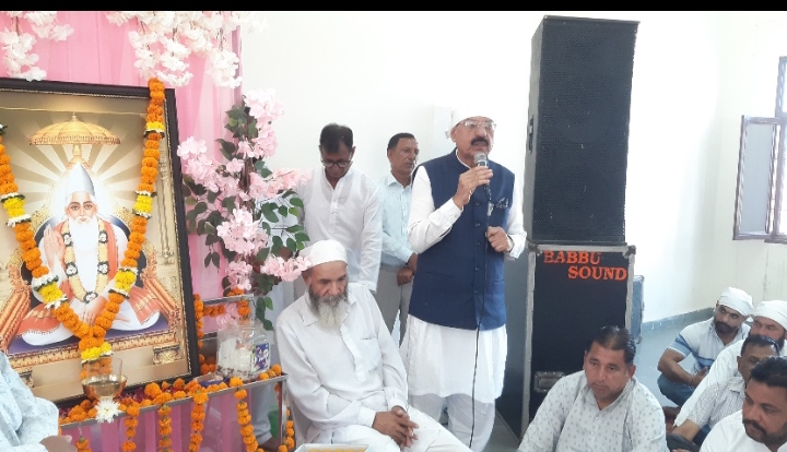 Read more about the article ਕੈਬਨਿਟ ਮੰਤਰੀ ਨੇ 42 ਲੱਖ ਰੁਪਏ ਦੀ ਲਾਗਤ ਨਾਲ ਕਮਿਊਨਿਟੀ ਹਾਲ ਦੇ ਨਵੀਨੀਕਰਨ ਦੇ ਕੰਮ ਦਾ ਨੀਂਹ ਪੱਥਰ ਰੱਖਿਆ