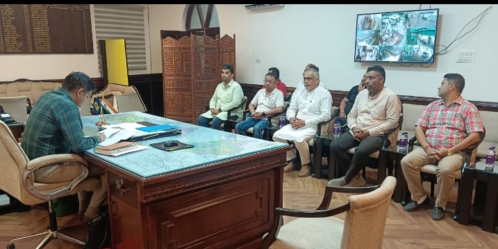 Read more about the article पटाखा व्यापारियों की समस्या का हुआ समाधान