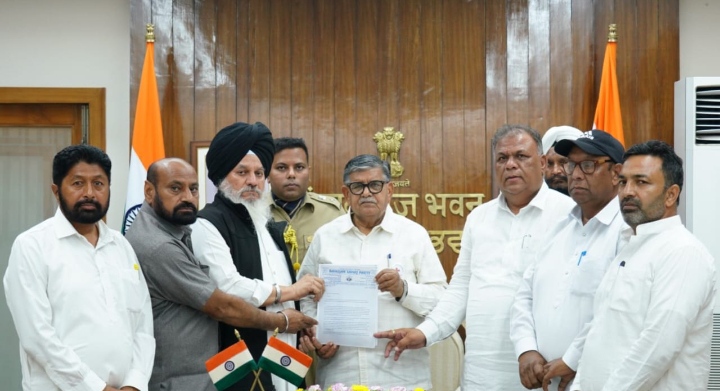 Read more about the article ਪੀੜਤ ਪਰਿਵਾਰ ਨੂੰ ਇਨਸਾਫ ਤੇ ਪੰਜਾਬ ਵਿੱਚ ਦਲਿਤਾਂ ‘ਤੇ ਅੱਤਿਆਚਾਰਾਂ ਨੂੰ ਰੋਕਣ ਦੀ ਕੀਤੀ ਮੰਗ