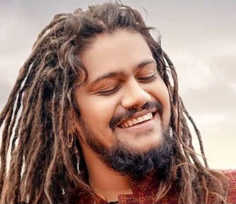 Read more about the article ਗਾਇਕ ਹੰਸਰਾਜ ਰਘੁਵੰਸ਼ੀ ਨੂੰ ਪਰਿਵਾਰ ਸਮੇਤ ਜਾਨੋਂ ਮਾਰਨ ਦੀ ਮਿਲੀ ਧਮਕੀ