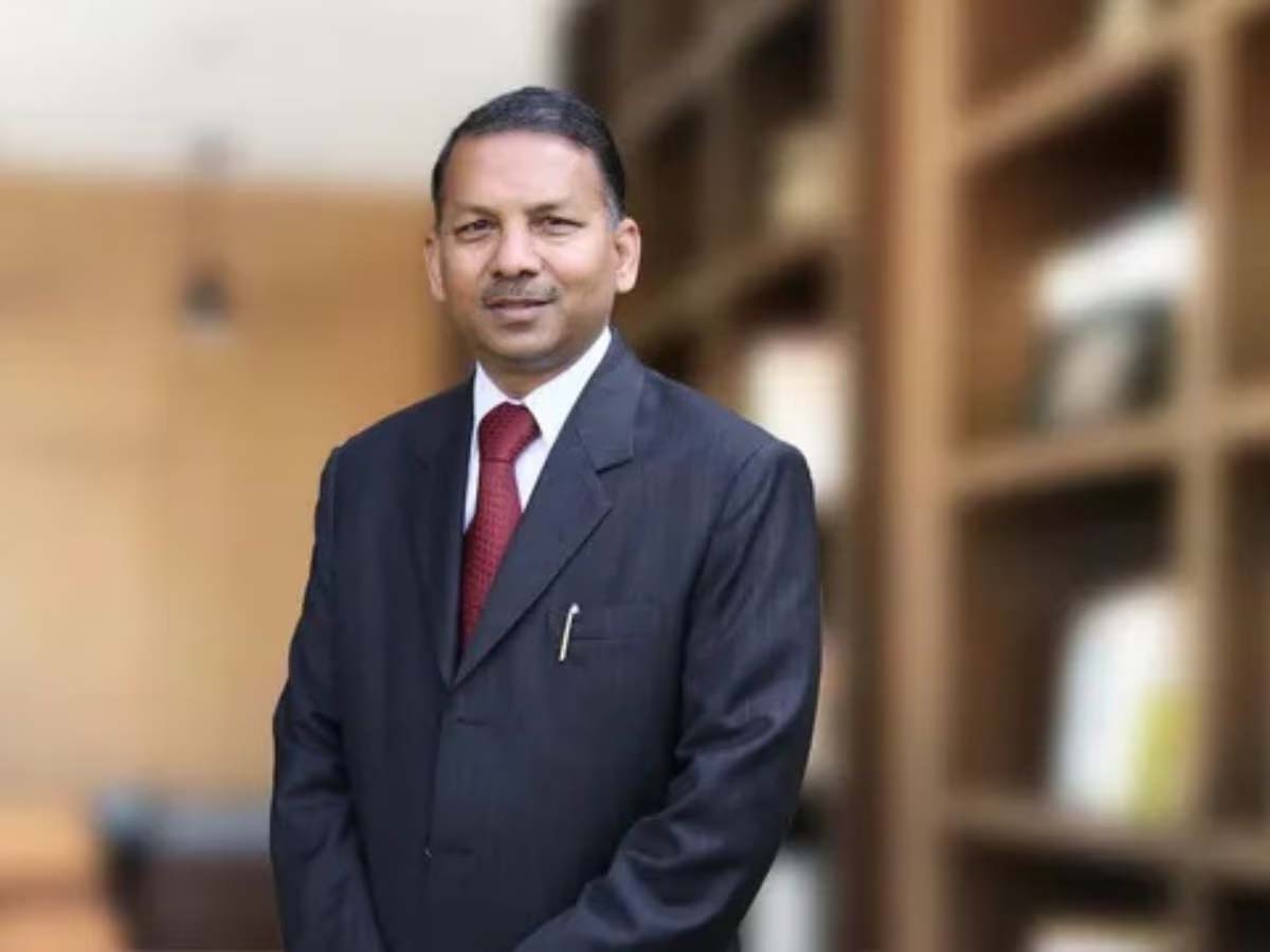 You are currently viewing ਸੰਸਦ ‘ਚ ਦੇਵੇਗਾ ਦਸਤਕ; 10,000 ਕਰੋੜ ਰੁਪਏ ਤੋਂ ਵੱਧ ਹੈ ਜਾਇਦਾਦ