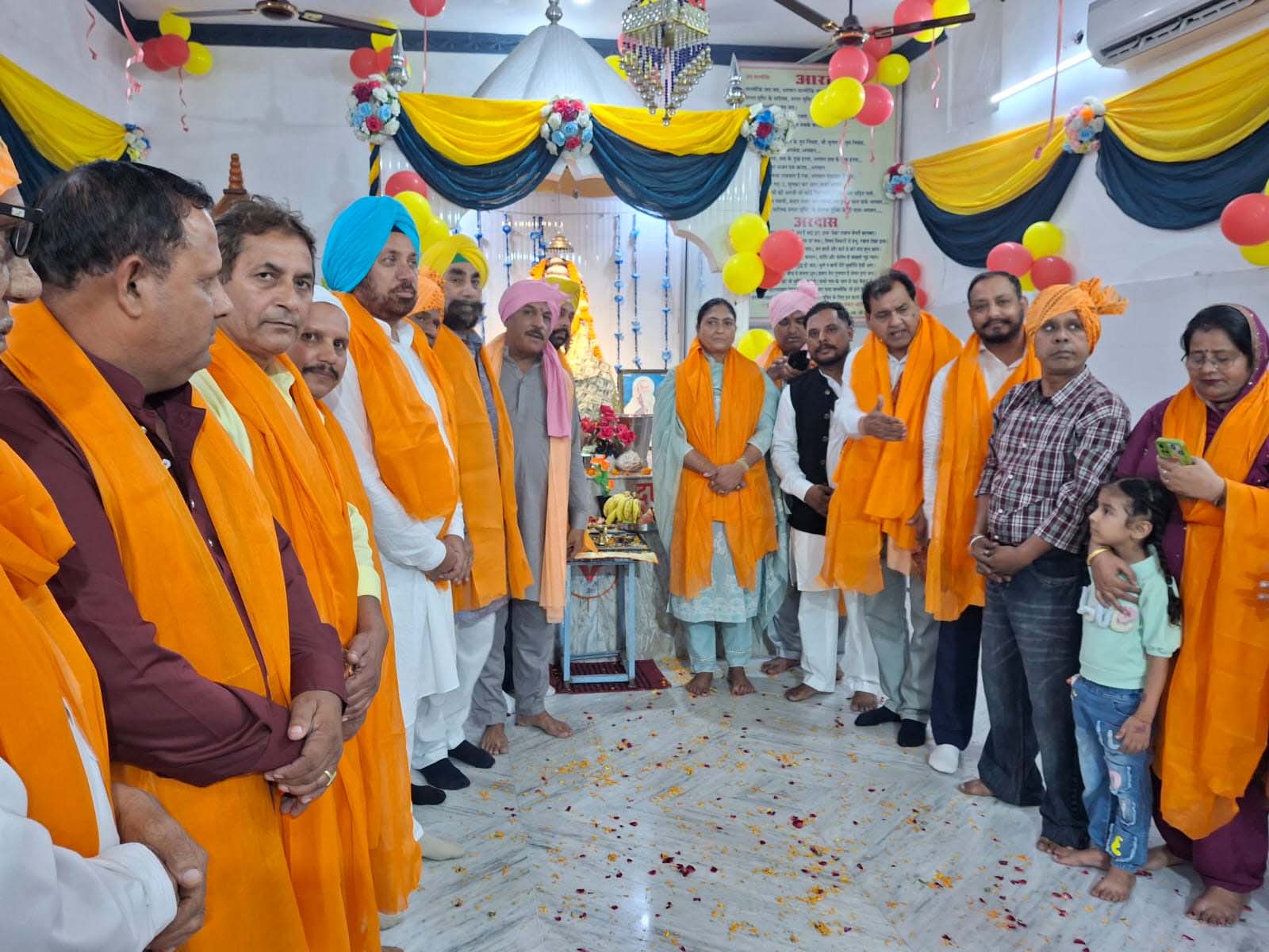 You are currently viewing ਭਗਵਾਨ ਵਾਲਮੀਕੀ ਪ੍ਰਗਟ ਦਿਵਸ ‘ਤੇ ਕੱਢੀ ਗਈ ਸ਼ੋਭਾ ਯਾਤਰਾ