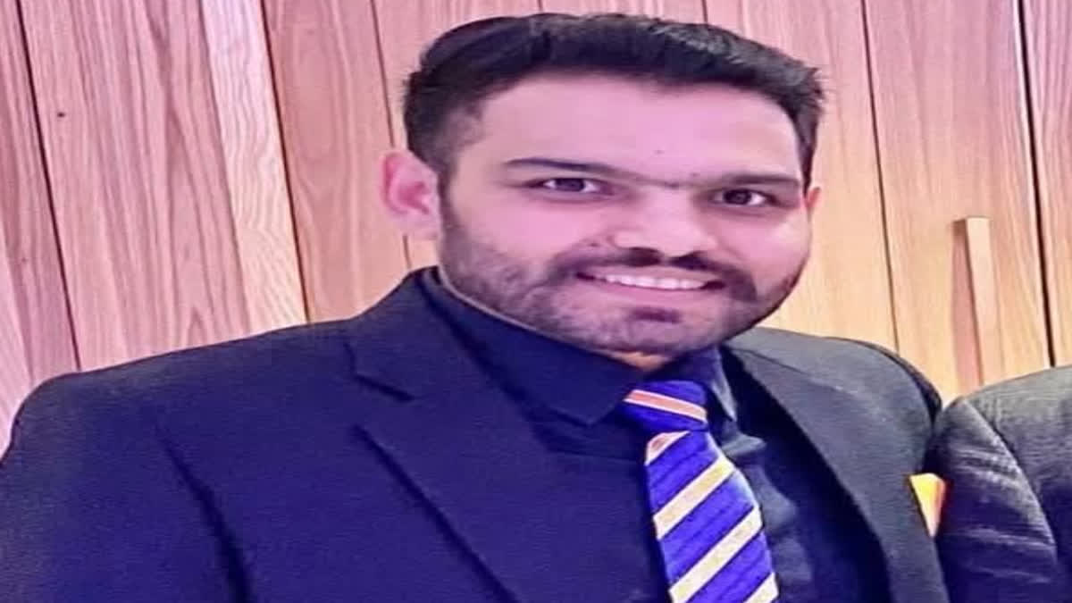 Read more about the article ਸਾਬਕਾ ਪ੍ਰਧਾਨ ਮੋਹਿੰਦਰ ਕੇਪੀ ਦੇ ਬੇਟੇ ਦੀ ਗੱਡੀ ਨੂੰ ਟੱਕਰ ਮਾਰਨ ਵਾਲੇ ਦੀ ਅਗਾਊਂ ਜ਼ਮਾਨਤ ਪਟੀਸ਼ਨ ਖ਼ਾਰਿਜ