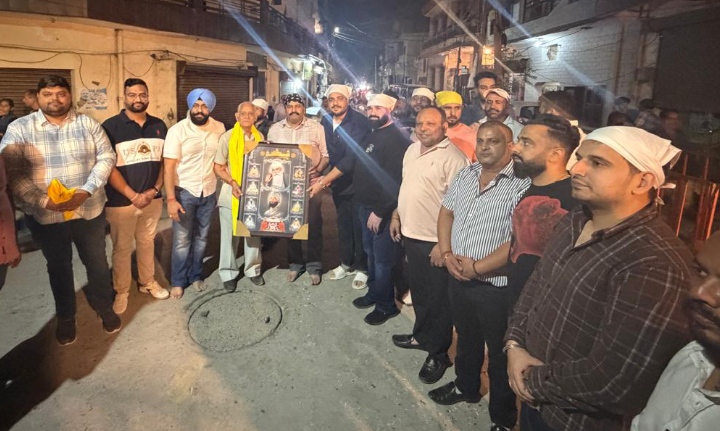 Read more about the article ਸਾਬਕਾ ਸੰਸਦ ਮੈਂਬਰ ਸੁਸ਼ੀਲ ਕੁਮਾਰ ਰਿੰਕੂ ਨੇ ਨਗਰ ਕੀਰਤਨ ਵਿੱਚ ਸ਼ਿਰਕਤ ਕੀਤੀ