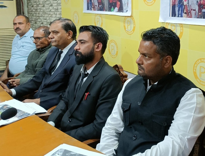 Read more about the article ਡੀਜੀਪੀ ਪੰਜਾਬ ਰਾਹੀਂ ਬੇਗੁਨਾਹ ਦਿੱਤੇ ਲੋਕਾਂ ਦਾ ਥਾਣਾ ਮਕਸੂਦਾਂ ਰਾਹੀਂ ਦੋਸ਼ੀ ਬਣਾ ਕੇ ਚਲਾਨ ਪੇਸ਼ ਕਰਵਾਇਆ