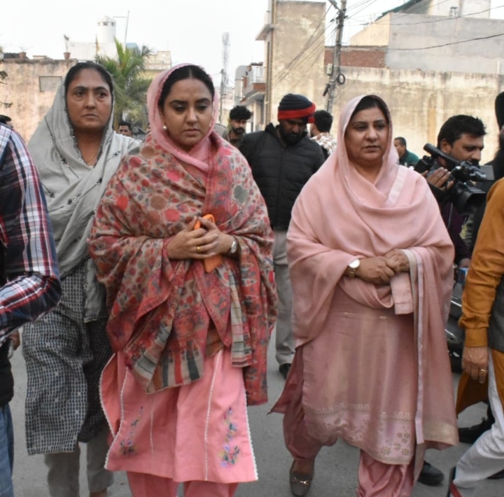 Read more about the article ਪੰਜਾਬ ਰਾਜ ਮਹਿਲਾ ਕਮਿਸ਼ਨ ਅਤੇ ਪੰਜਾਬ ਰਾਜ ਬਾਲ ਅਧਿਕਾਰ ਸੁਰੱਖਿਆ ਕਮਿਸ਼ਨ ਨੇ ਪੋਕਸੋ ਕੇਸ ’ਚ ਫਾਸਟ ਟਰੈਕ ਸੁਣਵਾਈ ਦੀ ਕੀਤੀ ਮੰਗ