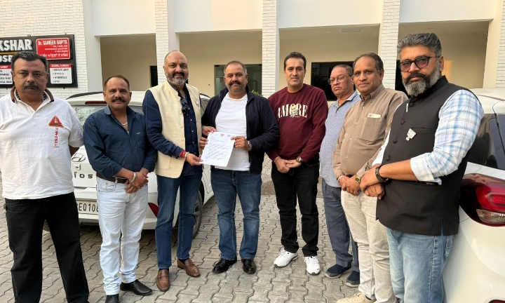 Read more about the article ਰੇਲਵੇ ਕਰਾਸਿੰਗ ‘ਤੇ ਰੇਲਵੇ ਅੰਡਰਪਾਸ ਬਣਾਉਣ ਦੀ ਮੰਗ, ਰਿੰਕੂ ਨੇ ਦਿੱਤਾ ਭਰੋਸਾ