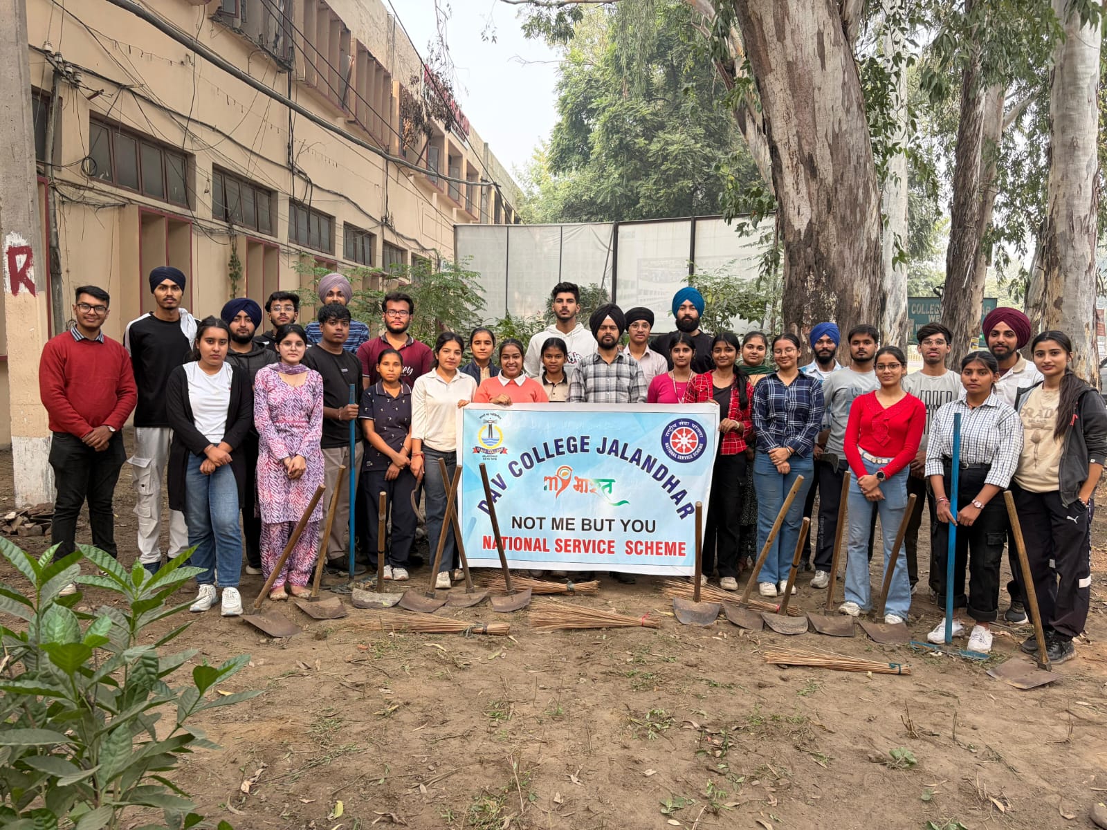 You are currently viewing ਡੀਏਵੀ ਕਾਲਜ ਜਲੰਧਰ ਵਿਖੇ ਇੱਕ ਰੋਜ਼ਾ ਸਪੈਸ਼ਲ ਐੱਨ ਐੱਸ ਐੱਸ ਕੈਂਪ ਲਗਾਇਆ ਗਿਆ