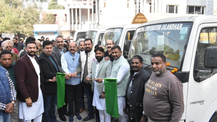 Read more about the article ਤੰਗ ਗਲੀਆ ’ਚ ਸੀਵਰੇਜ ਬੰਦ ਹੋਣ ਦੀ ਸਮੱਸਿਆ ਤੋਂ ਮਿਲੇਗੀ ਵੱਡੀ ਰਾਹਤ 