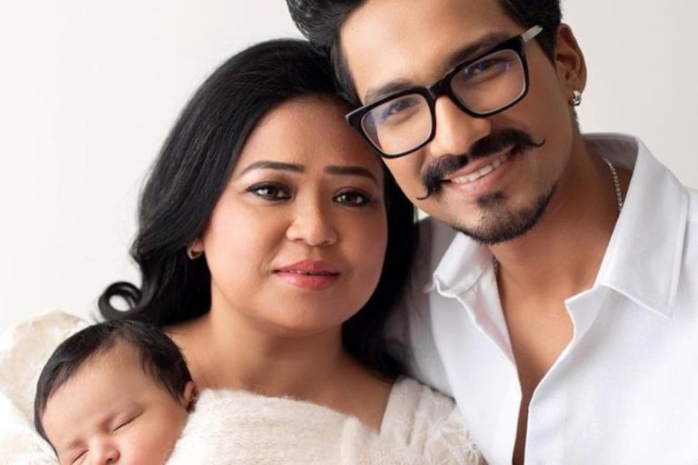 Read more about the article ਭਾਰਤੀ ਸਿੰਘ ਦੂਜੀ ਵਾਰ ਬਣੀ ਮਾਂ, ਘਰ ਆਇਆ ਗੋਲਾ ਦਾ ਛੋਟਾ ਭਰਾ