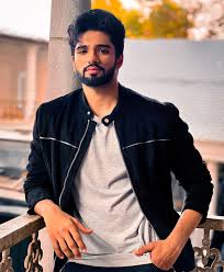 Read more about the article जीशान खान का भयंकर रोड एक्सीडेंट, बाल-बाल बचे अभिनेता