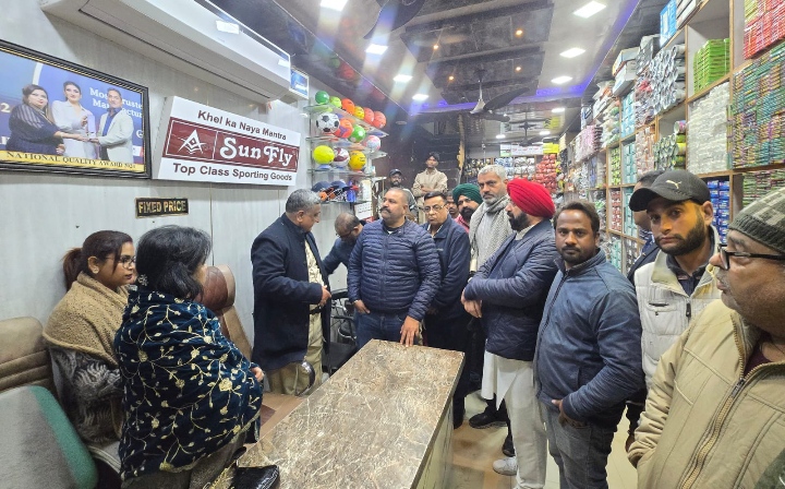 Read more about the article ਸਾਬਕਾ ਸੰਸਦ ਮੈਂਬਰ ਸੁਸ਼ੀਲ ਰਿੰਕੂ ਨੇ ਪੰਜਾਬ ਦੇ ਡੀਜੀਪੀ ਨੂੰ ਅਪੀਲ ਕੀਤੀ