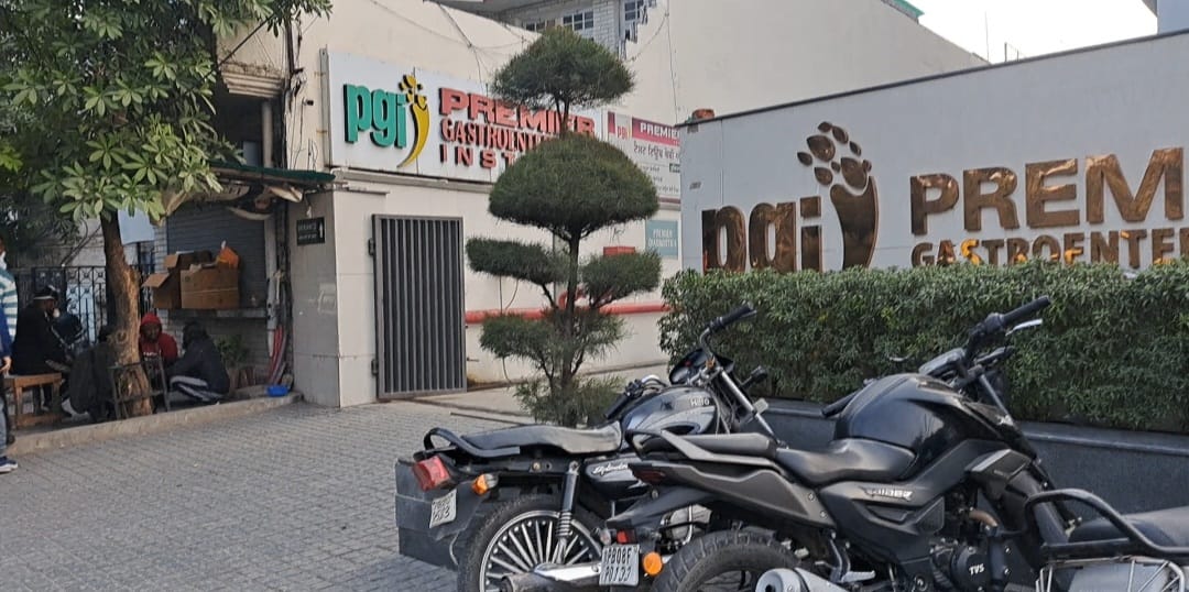 You are currently viewing जालंधर के पीजीआई अस्पताल में रिसेप्शन से मोबाइल चोरी की घटना