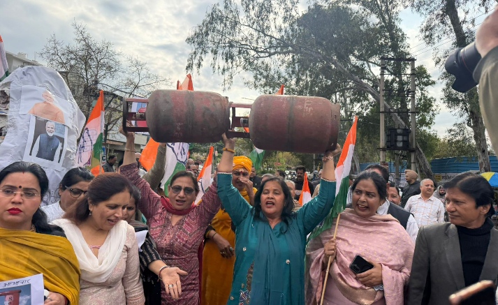 Read more about the article ਲੋਕਾਂ ਨੂੰ ਮੁਢਲੀ ਸਹਾਇਤਾ ਦੇਣ ਵਿੱਚ ਸਰਕਾਰ ਹੋਈ ਫੇਲ 