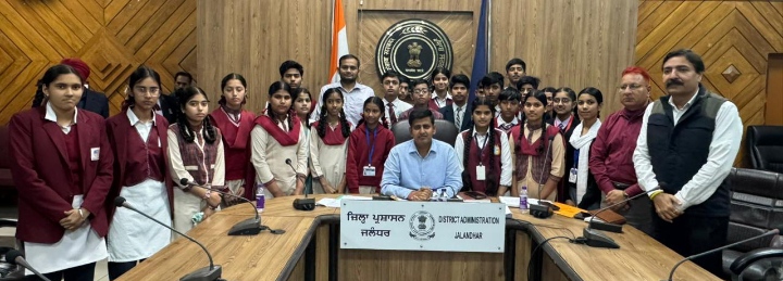 Read more about the article सरकारी स्कूलों में पढ़ते 25 विद्यार्थी जाएंगे ‘इसरो’