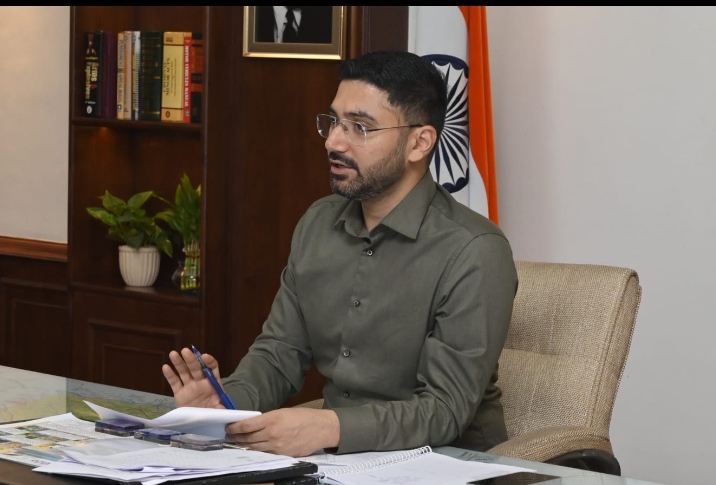 ਡਿਪਟੀ ਕਮਿਸ਼ਨਰ ਨੇ ਕਣਕ ਦੀ ਖ਼ਰੀਦ ਦਾ ਲਿਆ ਜਾਇਜ਼ਾ, ਲਿਫ਼ਟਿੰਗ ’ਚ ਤੇਜ਼ੀ ਲਿਆਉਣ ਦੇ ਨਿਰਦੇਸ਼