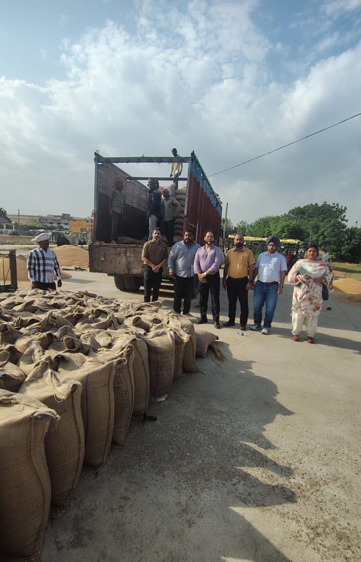 ਜ਼ਿਲ੍ਹੇ ਦੀਆਂ ਮੰਡੀਆਂ ‘ਚ ਹੁਣ ਤੱਕ 10 ਹਜ਼ਾਰ ਮੀਟ੍ਰਿਕ ਟਨ ਕਣਕ ਦੀ ਹੋਈ ਆਮਦ