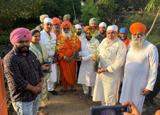 ਸੰਤ ਸੀਚੇਵਾਲ ਨੇ ਬੁੱਢੇ ਦਰਿਆ ‘ਚ ਹੋਏ ਸੁਧਾਰਾਂ ਬਾਰੇ ਦੱਸਿਆ