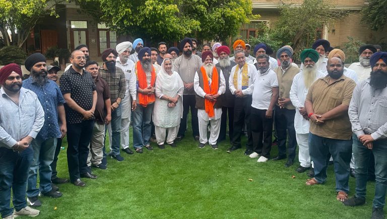 Read more about the article ਆਉਣ ਵਾਲੇ ਚੋਣਾਂ ਸਬੰਧ ’ਚ ਅਕਾਲੀ ਵਰਕਰ ਇਕੱਠ ਦੌਰਾਨ ਵਿਸ਼ੇਸ਼ ਮੀਟਿੰਗ ’ਚ ਅਹਿਮ