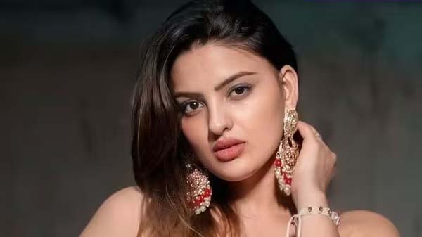 You are currently viewing ਕੌਣ ਸੀ ਹਰਿਆਣਵੀ ਅਦਾਕਾਰਾ Divyanka Sirohi ! 30 ਸਾਲ ਦੀ ਉਮਰ ਵਿੱਚ ਦਿਹਾਂਤ