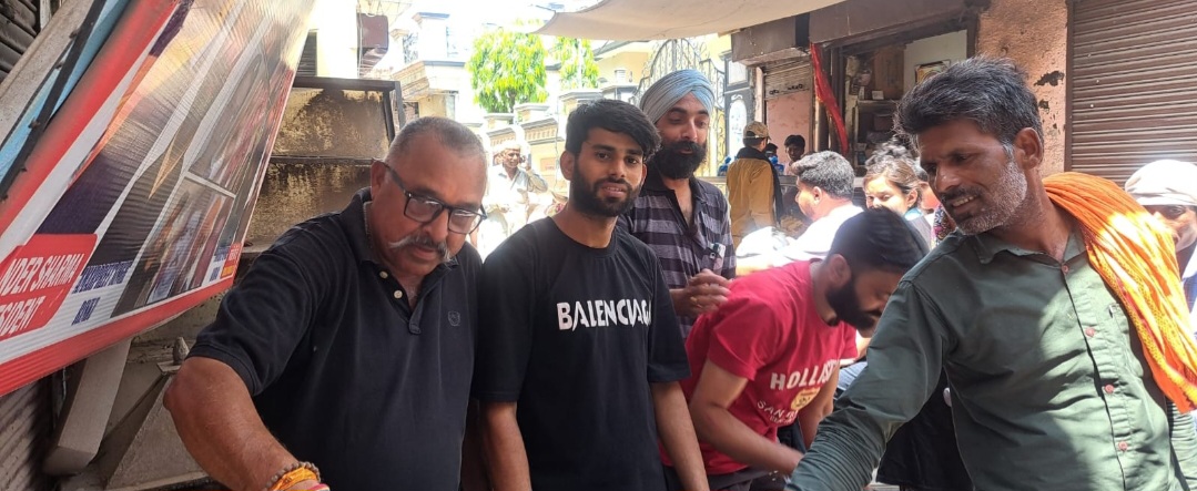 ਬਸਤੀ ਸ਼ੇਖ ਵੱਡਾ ਬਜ਼ਾਰ ’ਚ ਛਬੀਲ ਦਾ ਲੰਗਰ ਲਗਾਇਆ ਗਿਆ