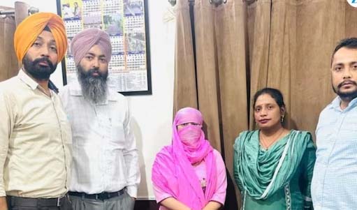You are currently viewing ਰਿਸ਼ਵਤ ਲੈਂਦੀ ਬੀ.ਡੀ.ਪੀ.ਓ. ਰੰਗੇ ਹੱਥੀਂ ਕਾਬੂ