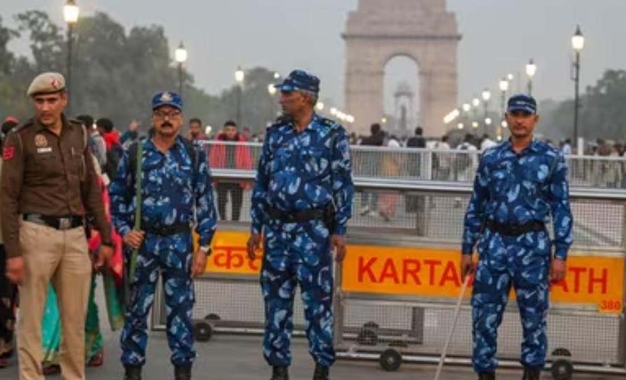 You are currently viewing ਦਿੱਲੀ ‘ਚ ਅੱਤਵਾਦੀ ਹਮਲੇ ਦਾ ਅਲਰਟ !