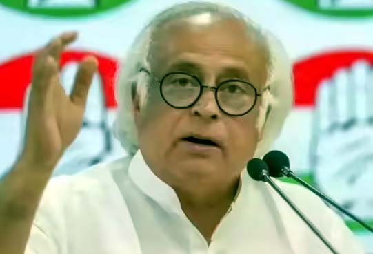 You are currently viewing अब पूरी संरचना बदलना जरूरी’, नीट पेपर लीक मामले में NTA पर भड़के जयराम रमेश