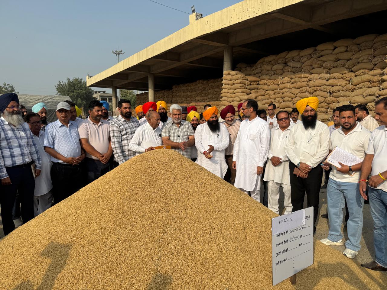 किसानों को फसल की बिक्री के लिए मंडियों में कोई मुश्किल पेश नहीं आने दी जाएगी