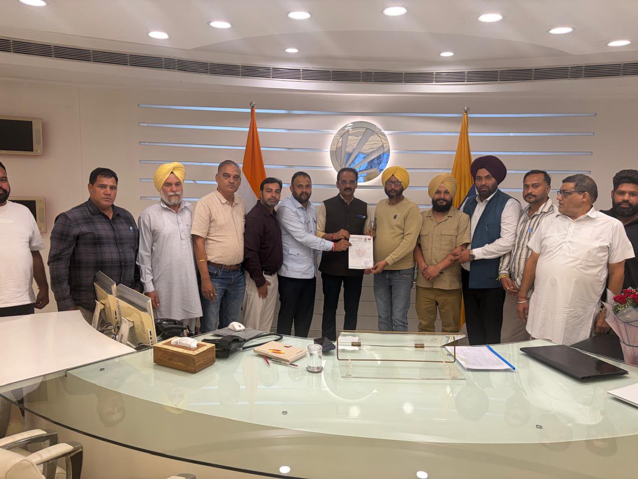 वार्ड चमकाने के लिए अशोक मित्तल का बड़ा तोहफा, 37.50 लाख रुपये देने का ऐलान किया