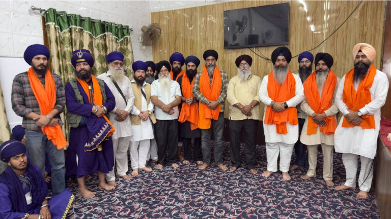 Read more about the article ਪੰਜਾਬ ਬੰਦ ਦੌਰਾਨ ਸਿੱਖ ਜਥੇਬੰਦੀਆਂ ਦੇ ਆਗੂ ਗ੍ਰਿਫ਼ਤਾਰ